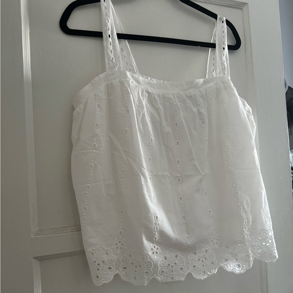 NWT Maurice’s eyelet top - Picture 2 of 5